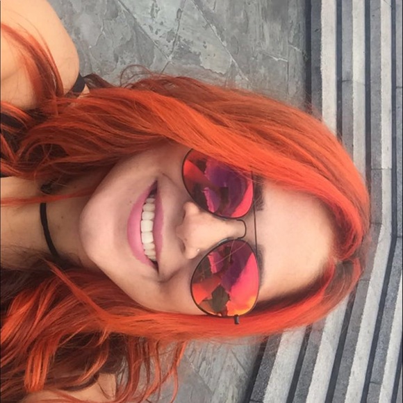 Meet your Posher, Melinda - Picture 3 of 8